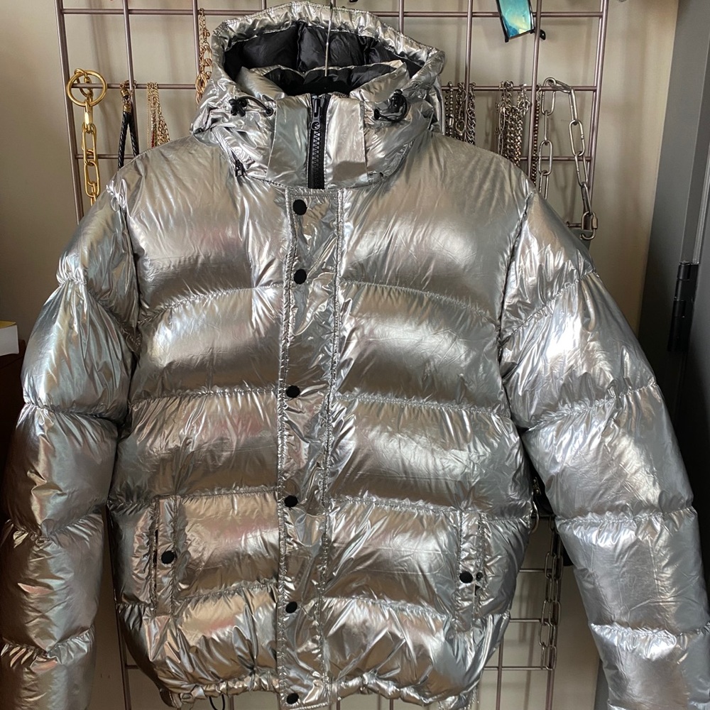 Aritzia super puff